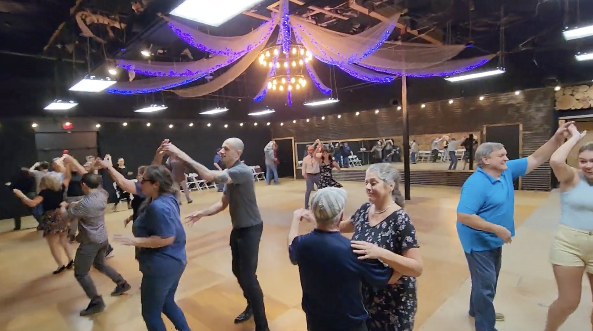 Swing dancing classes near Phoenix